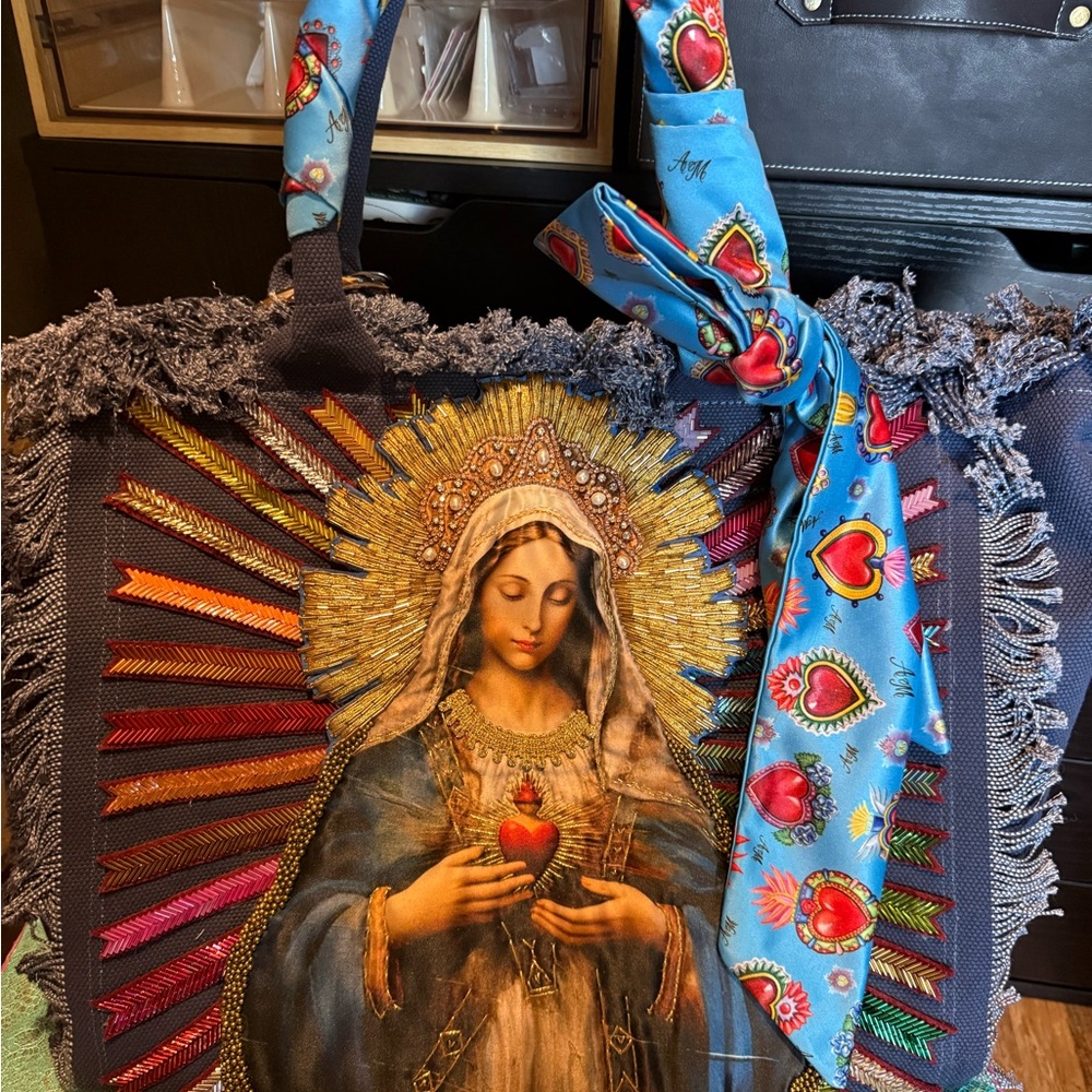 Handmade Two-Sided Tote of Virgin Mary & Cherubs - Picture 3 of 14